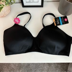 NWT Bali No-Wire Back Smoothing Bra